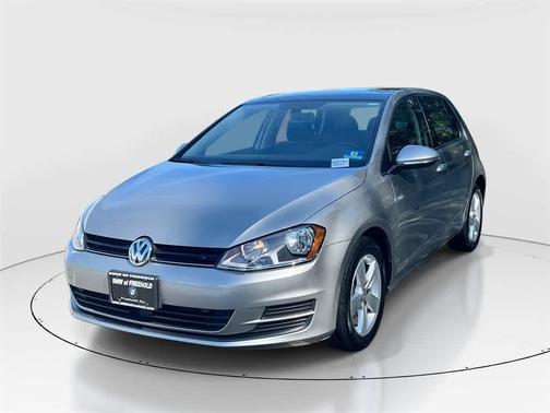 2017 Volkswagen Golf TSI Wolfsburg Edition 4-Door