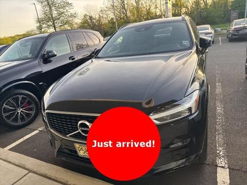 2020 Volvo XC60 T6 R-Design