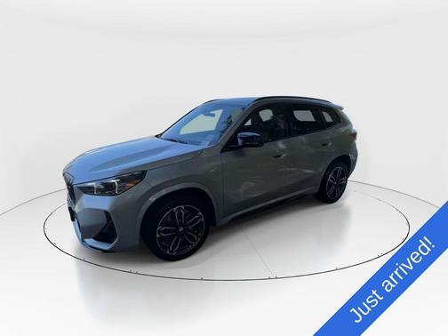 Space Silver Metallic 2025 BMW X1 M35i