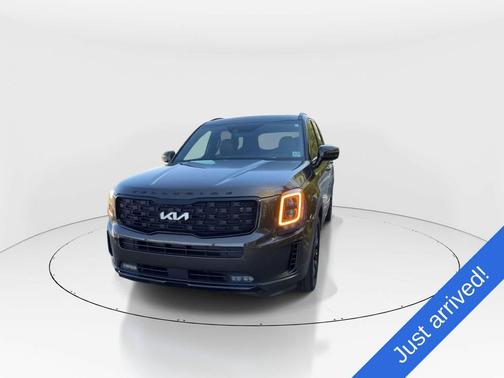 Dark Moss 2022 Kia Telluride SX