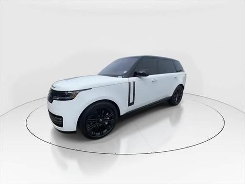 2023 Land Rover Range Rover P530 SE