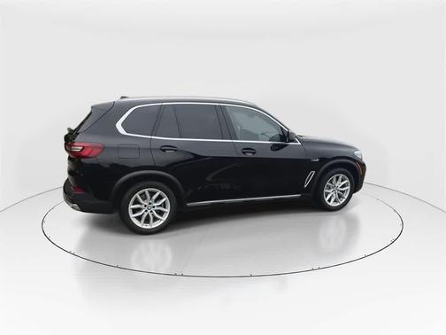 2023 BMW X5 PHEV xDrive45e