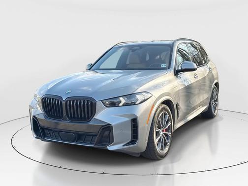 Skyscraper Grey Metallic 2024 BMW X5 PHEV xDrive50e