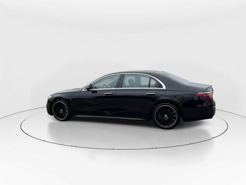 Onyx Black Metallic 2022 Mercedes-Benz S-Class 4MATIC