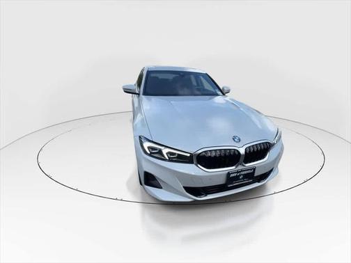 2025 BMW 330 i xDrive