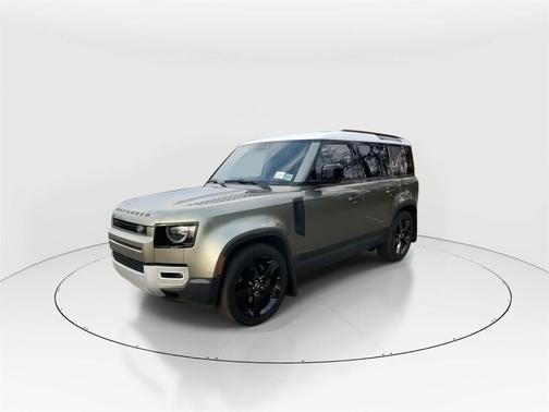 2024 Land Rover Defender 110 P400 S