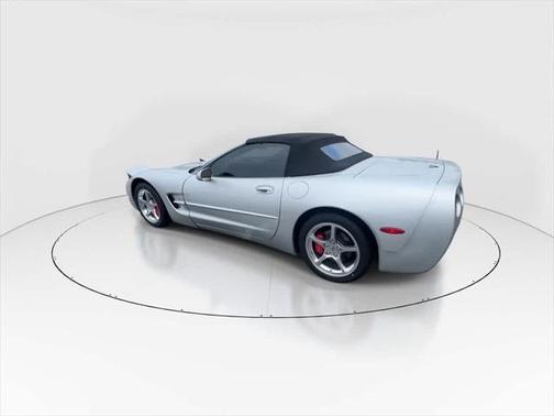 2001 Chevrolet Corvette Base