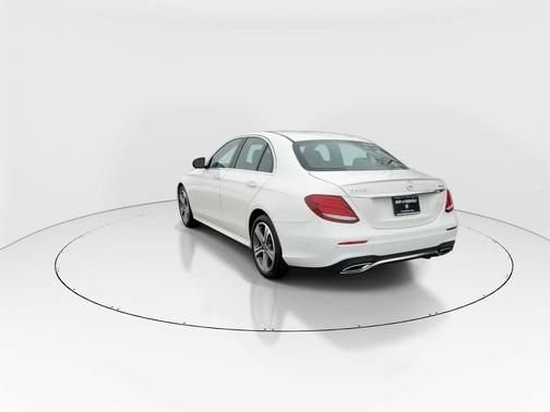 2018 Mercedes-Benz E-Class 4MATIC