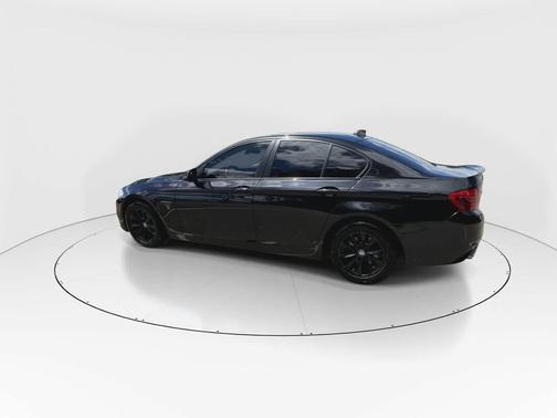 Black Sapphire Metallic 2016 BMW 528 xDrive