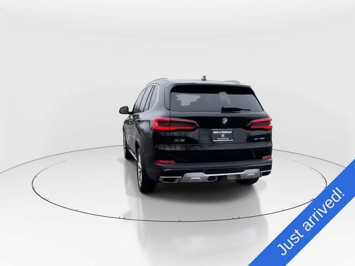 Jet Black 2022 BMW X5 xDrive40i