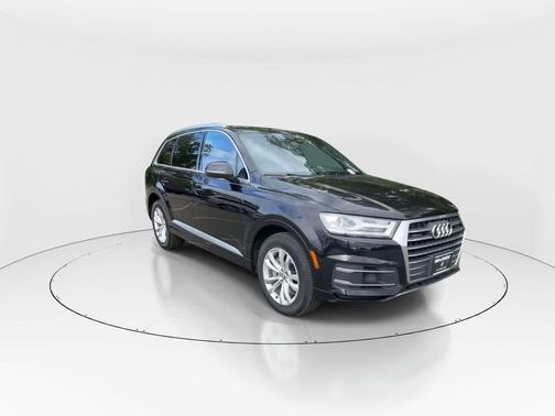 Orca Black Metallic 2018 Audi Q7 3.0T Premium