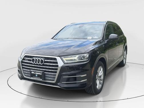 Orca Black Metallic 2018 Audi Q7 3.0T Premium