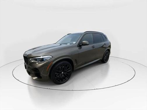 2022 BMW X5 M50i