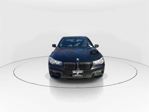 2019 BMW 740 xDrive