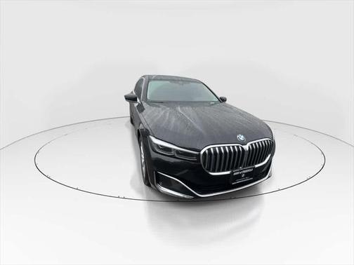 2020 BMW 740 xDrive