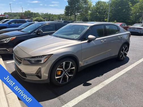Moon 2022 Polestar 2 Long Range Dual Motor