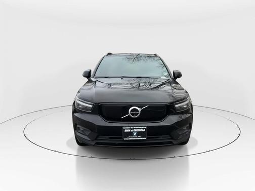2022 Volvo XC40 Recharge Pure Electric P8 Twin Plus