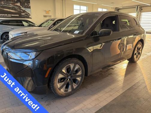 2026 BMW iX xDrive45