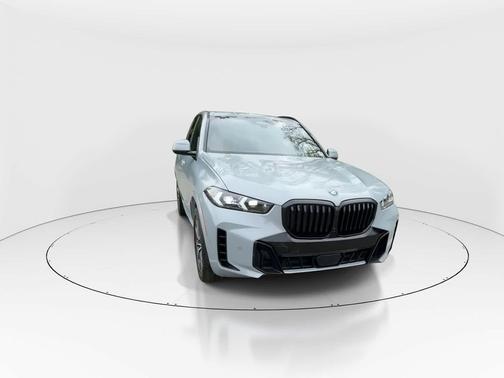 Brooklyn Grey Metallic 2024 BMW X5 xDrive40i