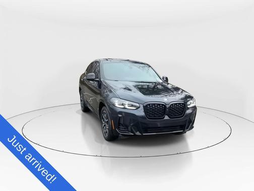 Carbon Black Metallic 2023 BMW X4 xDrive30i
