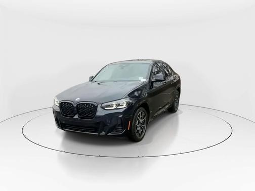 Carbon Black Metallic 2023 BMW X4 xDrive30i