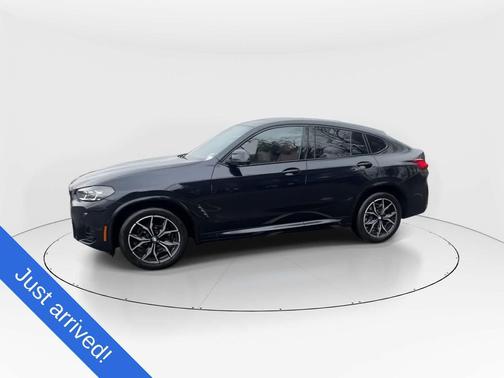 Carbon Black Metallic 2023 BMW X4 xDrive30i