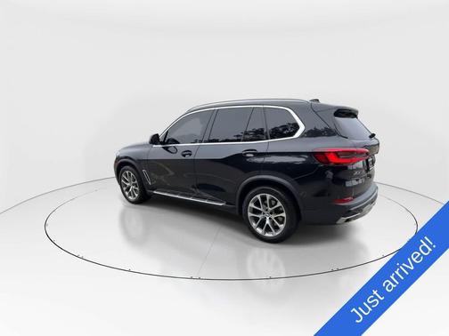 Black Sapphire Metallic 2021 BMW X5 xDrive40i