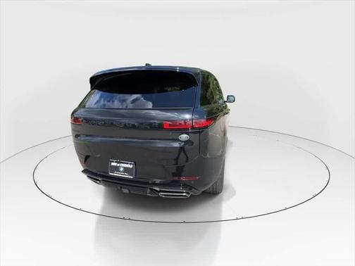 2023 Land Rover Range Rover Sport SE