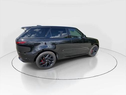 2023 Land Rover Range Rover Sport SE