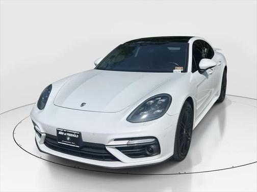 2017 Porsche Panamera Turbo