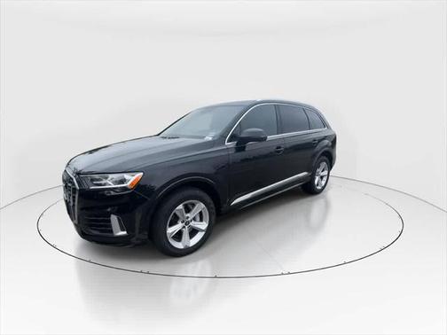 2021 Audi Q7 45 Premium