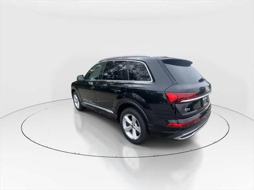 2021 Audi Q7 45 Premium