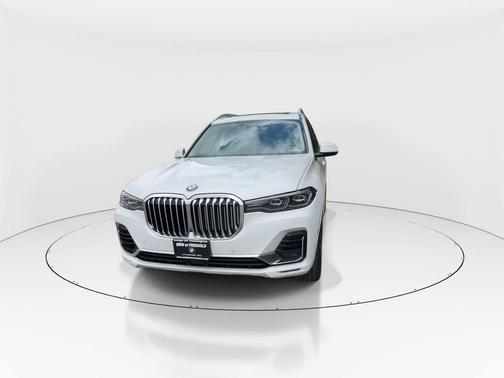Mineral White Metallic 2020 BMW X7 xDrive40i
