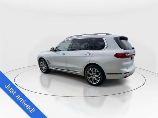 Mineral White Metallic 2020 BMW X7 xDrive40i