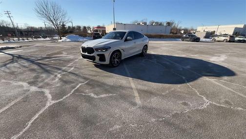 2022 BMW X6 M50i