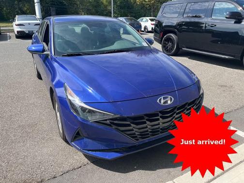2021 Hyundai ELANTRA SE