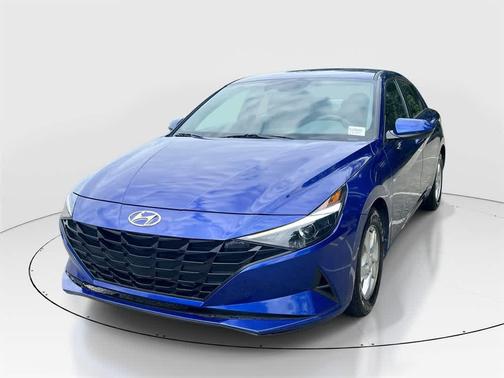 2021 Hyundai ELANTRA SE
