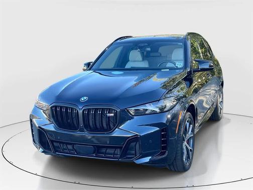 2025 BMW X5 M60i