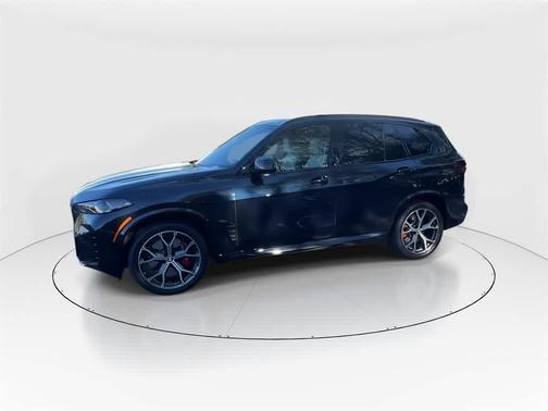 2025 BMW X5 M60i