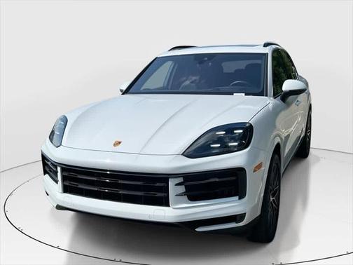 2024 Porsche Cayenne AWD