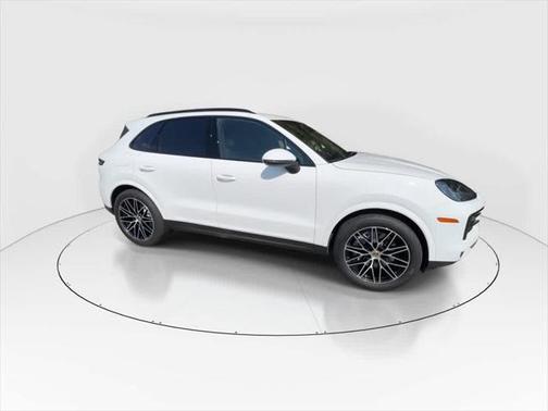 2024 Porsche Cayenne AWD