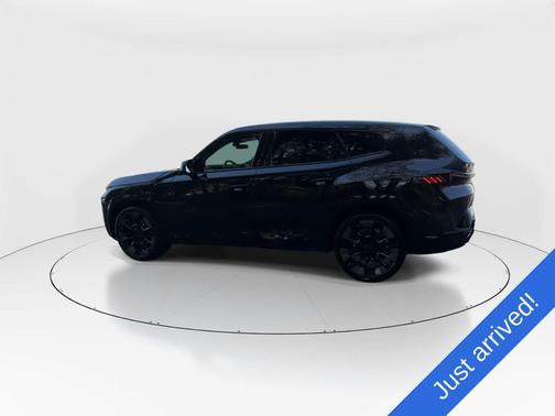 Black Sapphire Metallic 2026 BMW XM Label