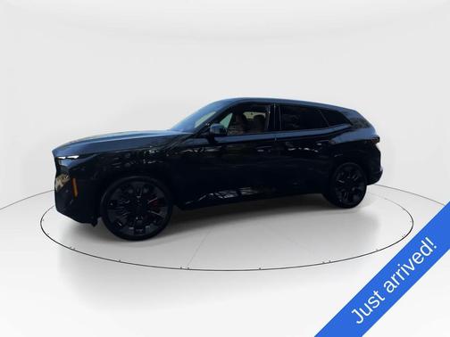 Black Sapphire Metallic 2026 BMW XM Label