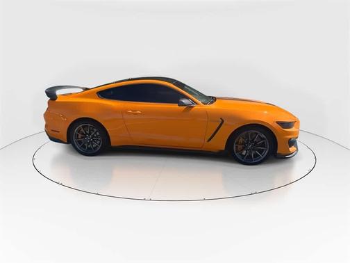 2018 Ford Shelby GT350 Base