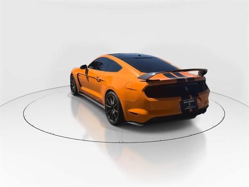2018 Ford Shelby GT350 Base