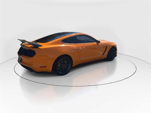 2018 Ford Shelby GT350 Base