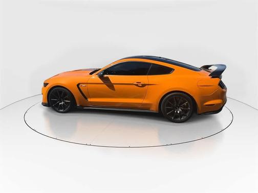 2018 Ford Shelby GT350 Base