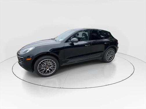 2018 Porsche Macan Base