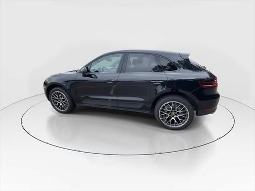 2018 Porsche Macan Base