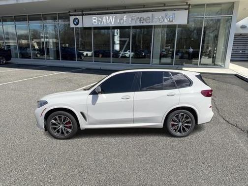 2021 BMW X5 M50i